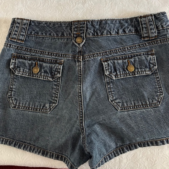 Smart Set Jean Shorts Size 3 - Picture 3 of 3